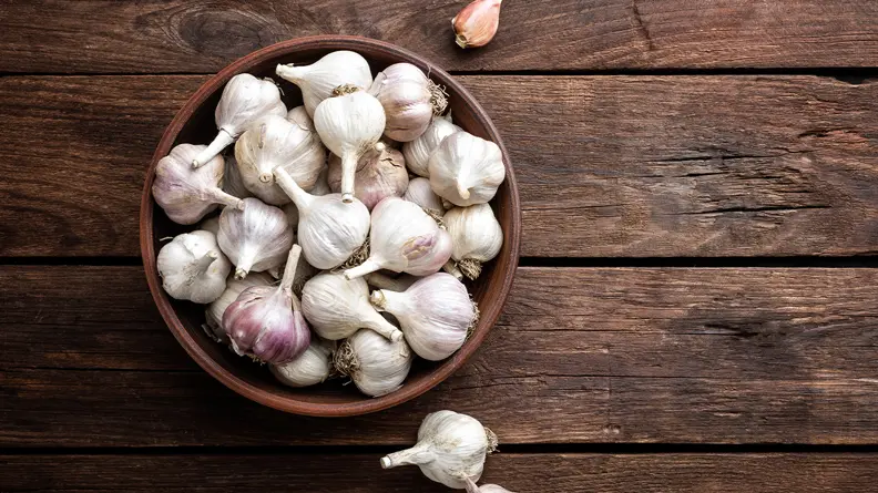 19355548_UK_Article_FestiveFood_Carousel_Garlic