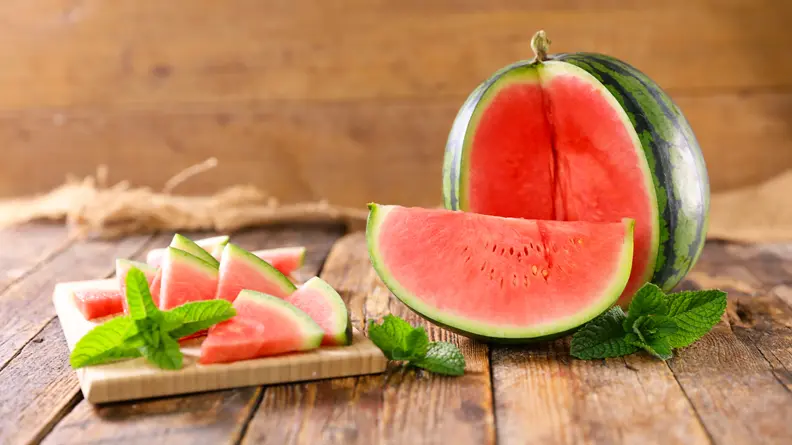 19355548_UK_Article_FestiveFood_Carousel_Watermelon